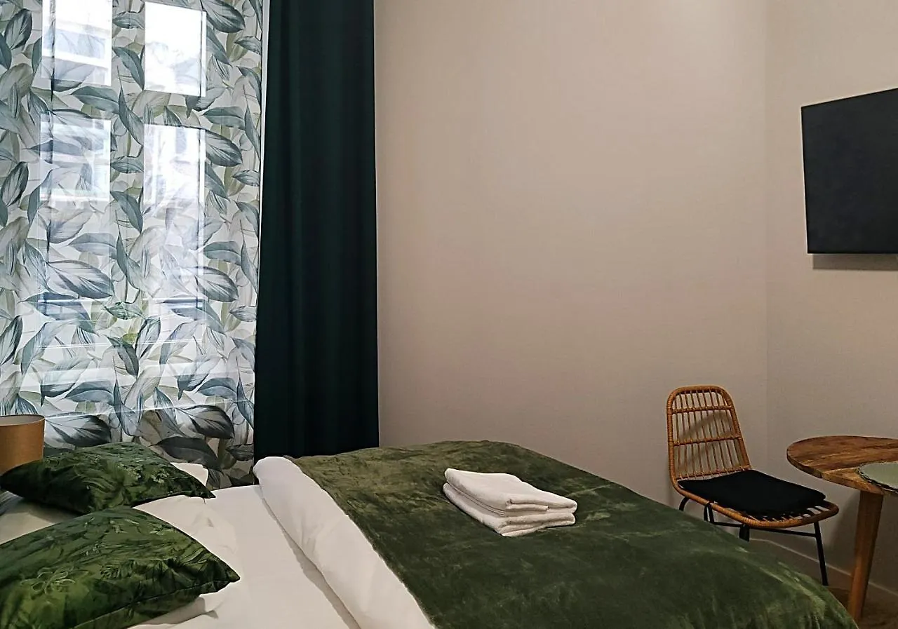 Hugo Eden Apartments Cracóvia Polónia